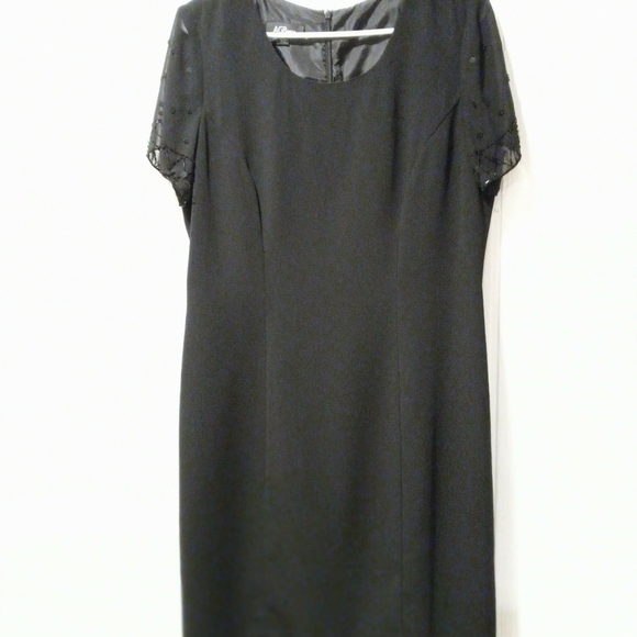 AGB black dress size 10 lacy beeded sleeve - Picture 10 of 16